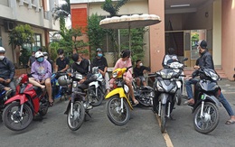 Hàng chục nam thanh nữ tú đua xe sau tiệc 8/3 ở cửa ngõ TP.HCM, nhiều “quái xế” mắc Covid-19