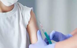 Hoãn tiêm cho trẻ đã mắc Covid-19