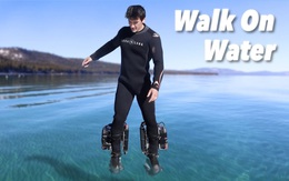 YouTuber chế thiết bị gắn chân để có thể lướt trên mặt nước và bơi lội giỏi như Aquaman