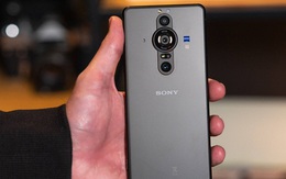 Smartphone cao cấp đua nhau 'giảm sàn' tại Việt Nam mùa thấp điểm, siêu phẩm mới của Sony rớt giá gần 10 triệu đồng