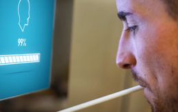 Mỹ phê duyệt máy test Covid-19 qua hơi thở đầu tiên, 3 phút có kết quả