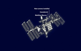 Chụp thành công ảnh phi hành gia đang "spacewalk" ngoài trạm vũ trụ ISS từ... Trái Đất