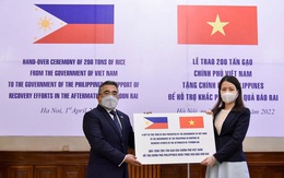 Việt Nam tặng Philippines 200 tấn gạo khắc phục hậu quả siêu bão Rai