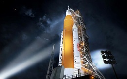 Tại sao cuộc thử nghiệm “Mega Moon Rocket” của NASA lại bị trì hoãn một lần nữa?