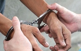Bị bắt vì "đòi nợ" bạn trai cũ