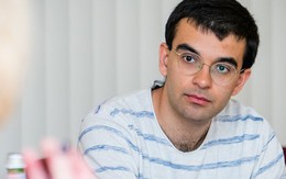 Thanh niên 24 tuổi ngủ 16 tiếng một ngày vì COVID-19 kéo dài