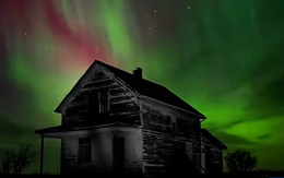 Chiêm ngưỡng màn trình diễn ánh sáng tự nhiên hiếm có trên bầu trời phía bắc