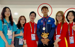 Nữ sinh 2k3 làm TNV SEA Games 31 bỗng được VĐV điển trai Thái Lan nhắn tin, đòi tặng quà và còn hẹn ngày gặp lại