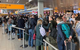 Sân bay lớn thứ 3 thế giới ở Hà Lan ngừng hoạt động do thiếu nhân viên an ninh