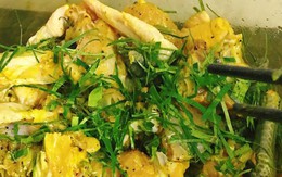 Món ngon cuối tuần: Gà nấu hành tăm vừa ngon vừa bổ