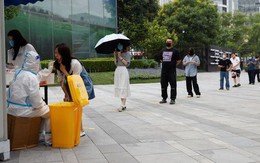 Bắc Kinh cảnh báo vụ "bùng nổ" Covid-19 mới