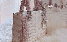 Đẳng cấp chiếc túi Lady Dior "bạch tạng" đang gây sốt: Đỉnh cao kỹ thuật xử lý da cá sấu, khách hàng được đánh dấu chủ quyền theo cách độc lạ