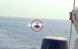 Hải quân Mỹ bắn pháo cảnh cáo tàu cao tốc Iran áp sát nguy hiểm
