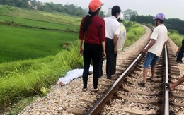 Đi chơi, chụp ảnh ở khu vực đường sắt, 1 nữ sinh tử vong