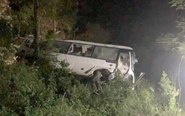 Vụ lật xe 3 người tử vong ở Phú Thọ: Do tài xế không thuộc đường, rà phanh liên tục làm cháy má phanh