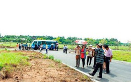 Qua đỉnh sốt đất, nhà đầu tư ồ ạt xả hàng