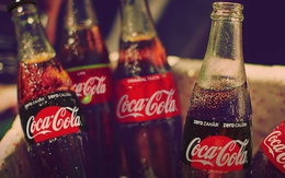 Coca-Cola, thuốc chữa bệnh bỗng trở thành thương hiệu đồ uống dẫn đầu: Câu chuyện ly kỳ về công thức "tuyệt mật"