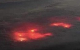 Phi công nhìn thấy ánh sáng đỏ bí ẩn trên mây khi bay qua Đại Tây Dương, có thể là gì?