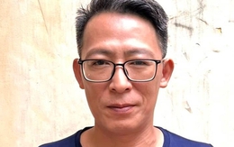Cơ quan ANĐT Công an TP Hà Nội thực hiện lệnh bắt tạm giam đối với Nguyễn Lân Thắng