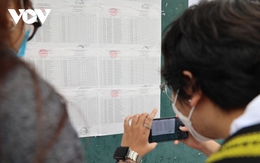 Sáng nay, thí sinh bắt đầu làm bài thi môn Ngữ văn