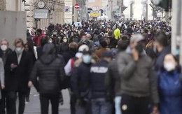 Mỹ vượt mốc 90 triệu ca mắc COVID-19, hơn 110 nước tăng đột biến số người nhiễm do dòng phụ BA.4 và BA.5