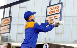 Giá xăng giảm lần thứ 4 liên tiếp