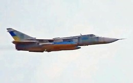 'Kiếm sĩ' Su-24 Ukraine tái xuất chiến đấu, trang bị tên lửa laser dẫn đường