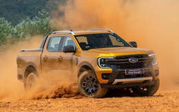 Ford Ranger 2023 bán kèm 60 triệu đồng phụ kiện để giao xe sớm