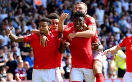 Ngoại hạng Anh: Giải bóng đá 'kẻ lót đường' cũng cạnh tranh sòng phẳng với đại gia