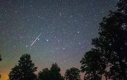 New Zealand đang bị thiên thạch bắn phá?