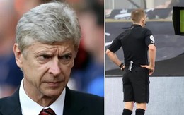 Arsene Wenger tin rằng lịch sử Arsenal sẽ thay đổi nếu VAR xuất hiện sớm hơn