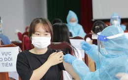 Bộ Y tế: Vaccine Covid-19 không ảnh hưởng lâu dài tới sức khỏe trẻ em