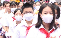 ‘Mong COVID-19 biến mất’, học sinh vui mừng với lễ khai giảng trực tiếp