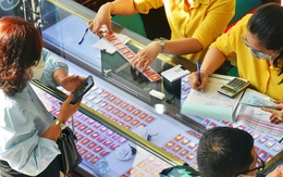 Giá vàng hôm nay 6-9: “Đại gia” xả hàng, vàng lo phòng thủ