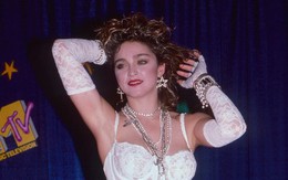 Phong cách thời trang gái hư của Madonna