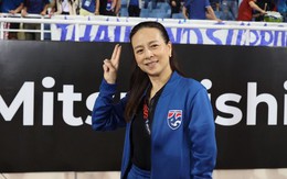 Madam Pang nói gì trong giờ nghỉ giúp tuyển Thái Lan chơi hay trong hiệp 2?