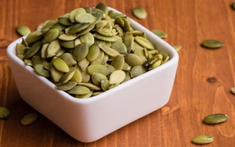 8 lợi ích sức khỏe của hạt bí ngô, món ăn vặt được ưa chuộng trong ngày Tết
