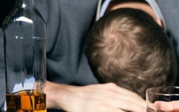 Lưu ý khi uống rượu ngày Tết để tránh ảnh hưởng đến sức khỏe