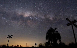 Ô nhiễm ánh sáng toàn cầu gia tăng, 50% số ngôi sao biến mất