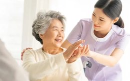 Nghe mẹ chồng phân xử lịch ăn Tết cho con dâu mà tôi biết ơn