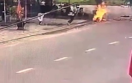 Quảng Nam: Xôn xao clip cô gái bị đánh ghen, tạt xăng đốt ngay giữa đường