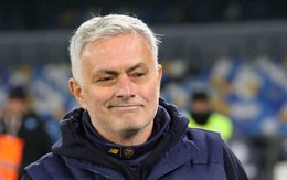 Roma thua, Mourinho vẫn khen ngợi các học trò