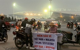 Vé xem tuyển Việt Nam đấu bán kết lượt về 'sốt' nhẹ
