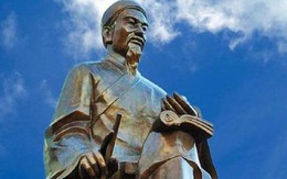 Ngàn năm sau nhớ Nguyễn Du
