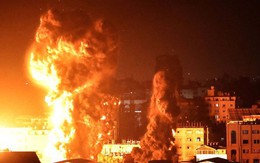 Vài giờ nữa, Israel có thể tấn công trên bộ vào Gaza: 30 vạn quân đợi lệnh, dân sơ tán gấp