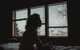 Góp 1 tỷ mua nhà, tôi sốc khi nghe lý do mẹ chồng không cho đứng tên sổ đỏ