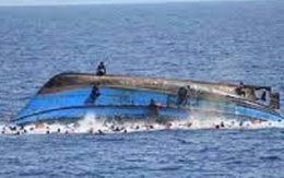 Máy bay và tàu nước ngoài tham gia tìm kiếm 13 ngư dân mất tích