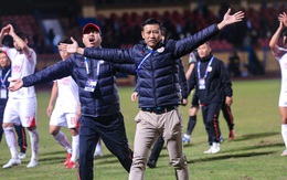 "Đại gia" V.League đặt mục tiêu đặc biệt, báo tin vui cho HLV Troussier