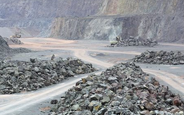 Láng giềng Việt Nam bất ngờ đào được kho báu quý hiếm chưa từng thấy trên thế giới