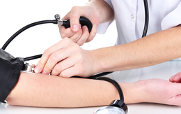 Những loại rau củ giúp hạ huyết áp cực tốt, chợ Việt bán sẵn giá 'rẻ như bèo'